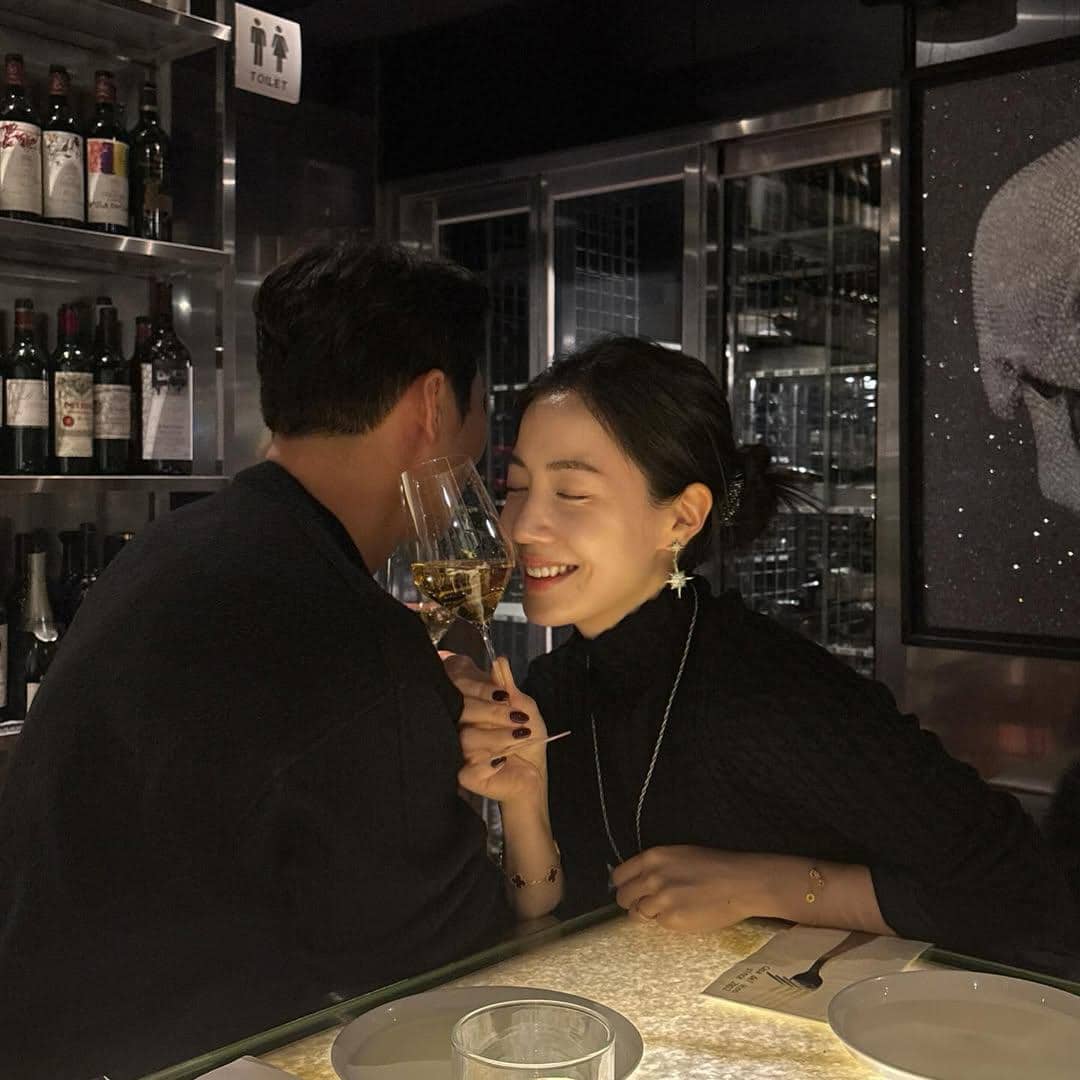 Ryu Hwayoung dan pasangan