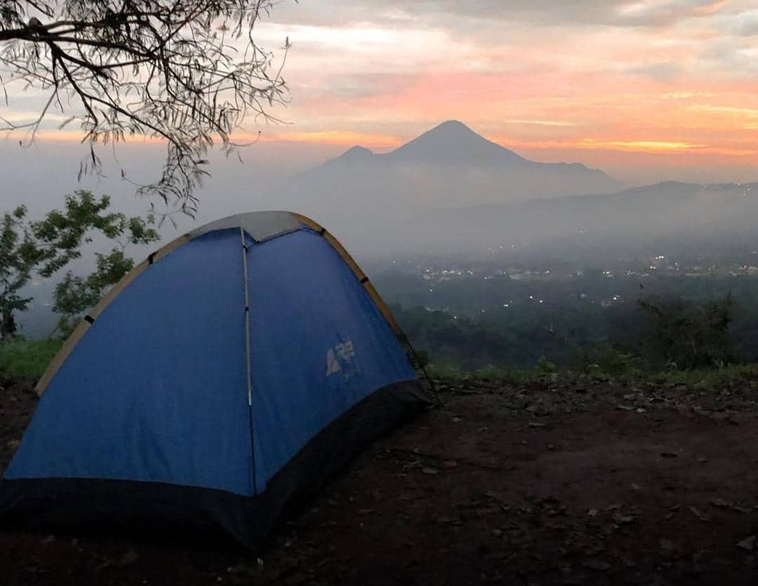 potret pemandangan di Gunung Lorokan