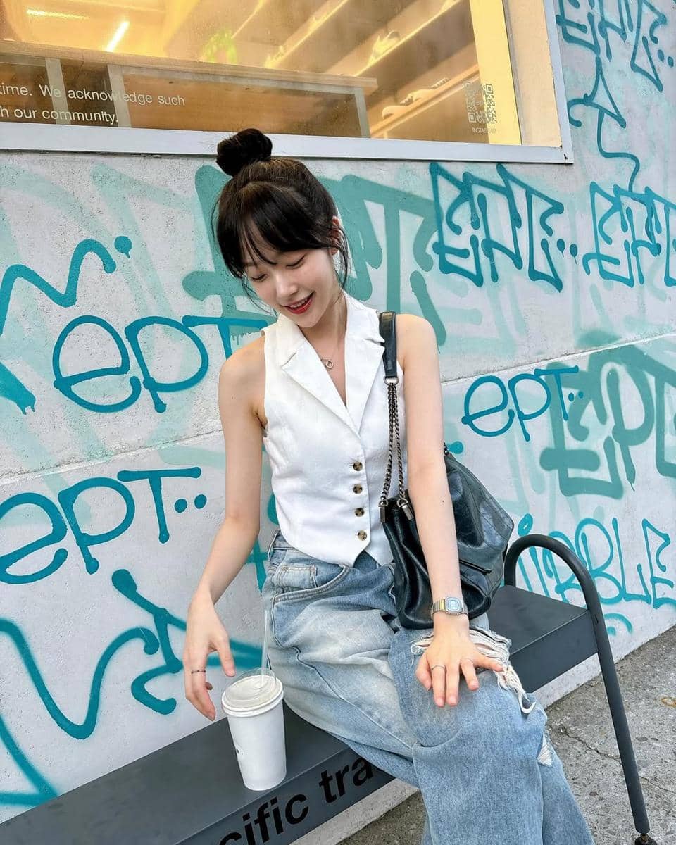 Gaya ala Chae Won Bin