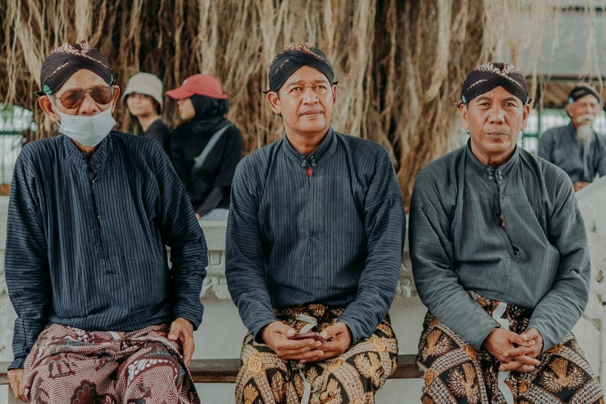 15 Kata-Kata Mutiara Bahasa Jawa Halus, Penyemangat Diri!