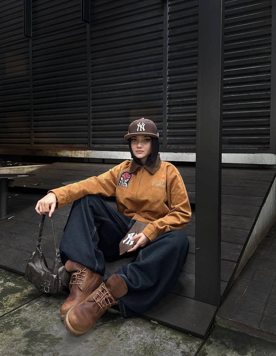 OOTD Nuansa Cokelat ala Tia Santika