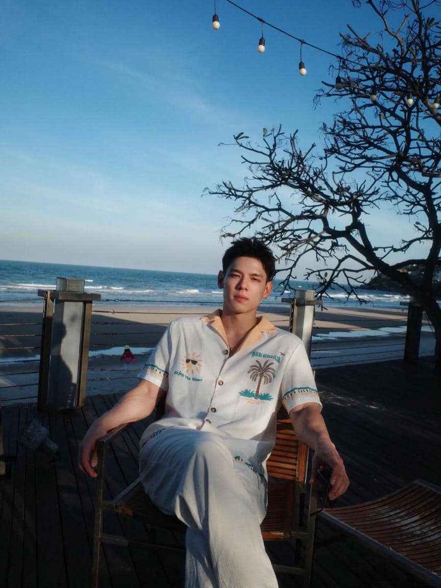 OOTD Musim Panas ala Gap Jakarin