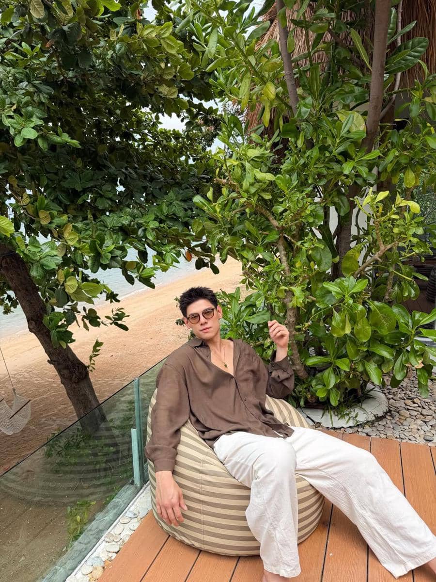 OOTD Musim Panas ala Gap Jakarin