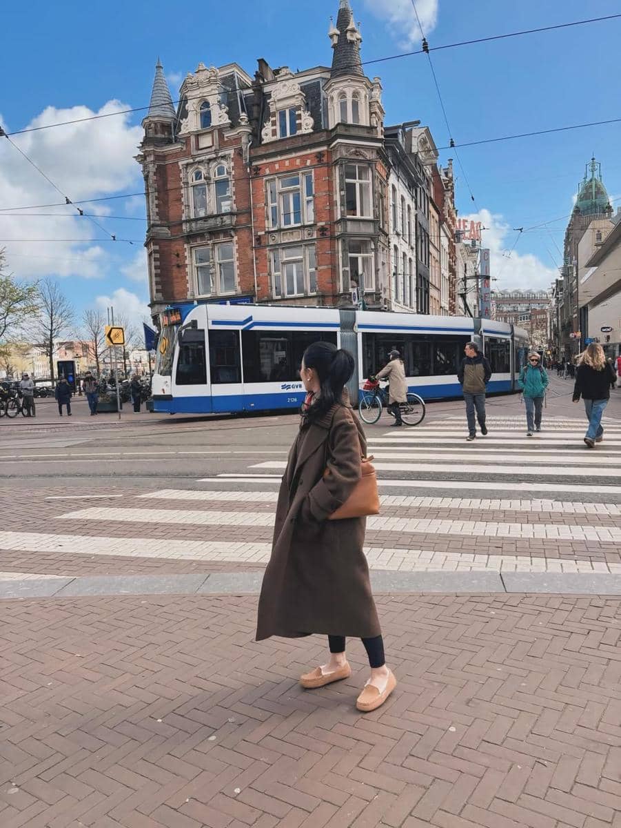 Bunga Zainal liburan