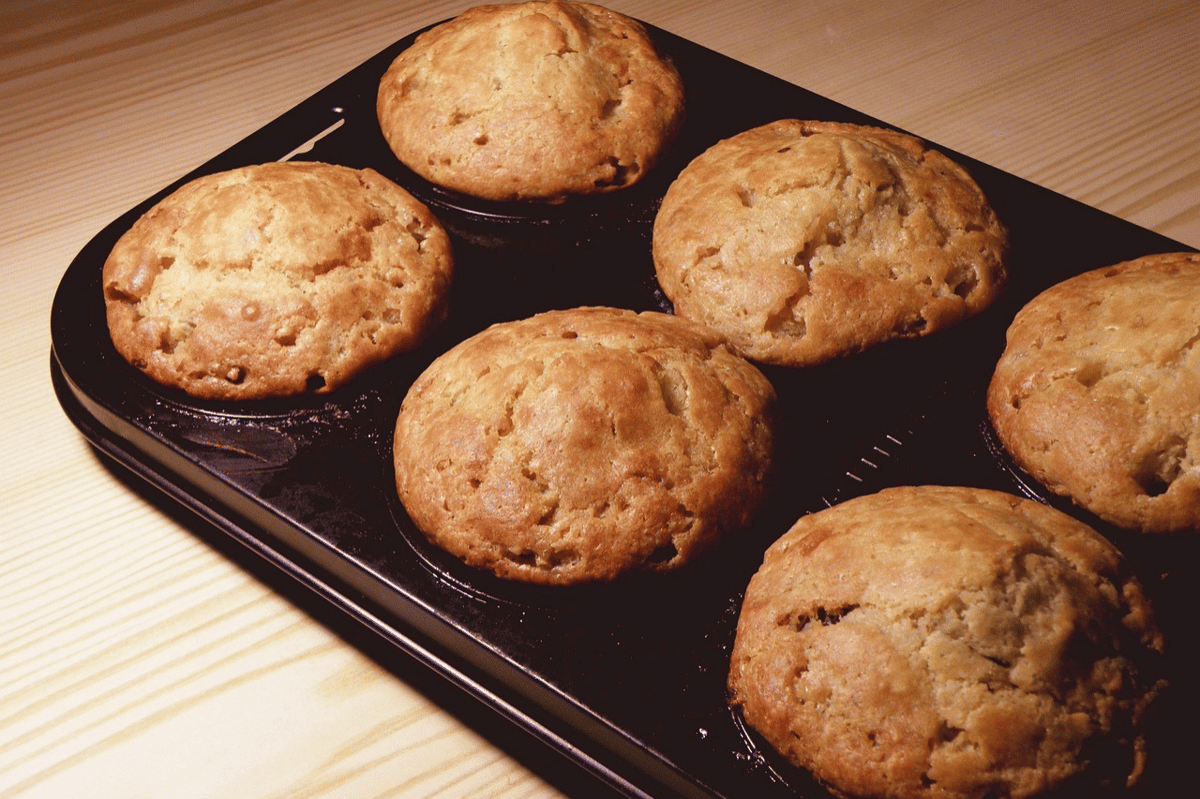 ilustrasi membuat cinnamon buns