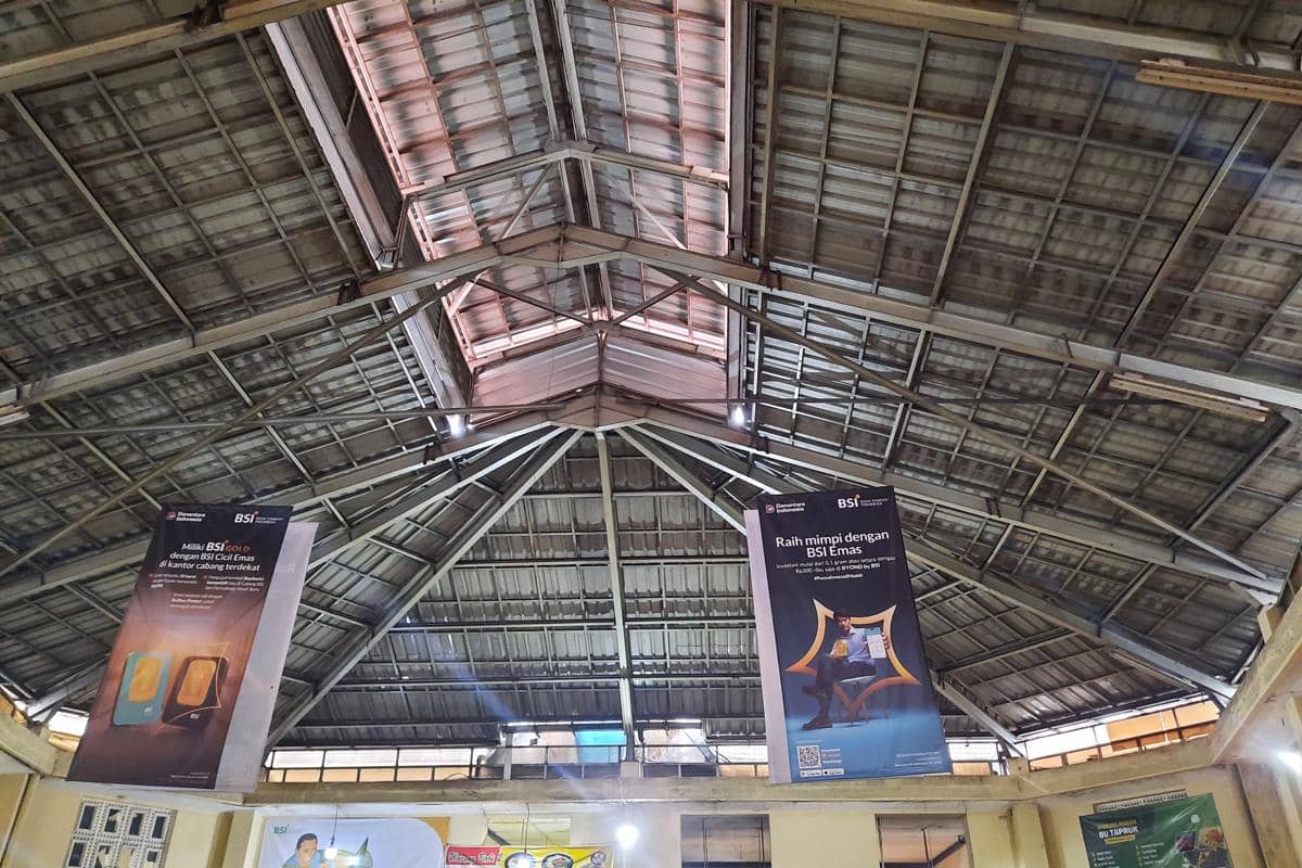 interior atap Pasar Gede Solo