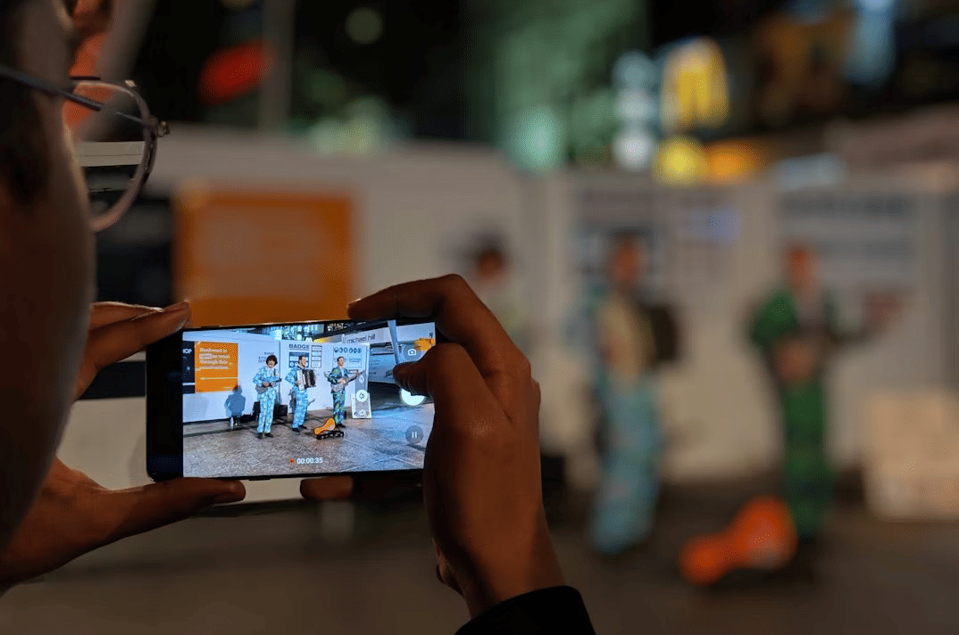 ilustrasi merekam video di HP