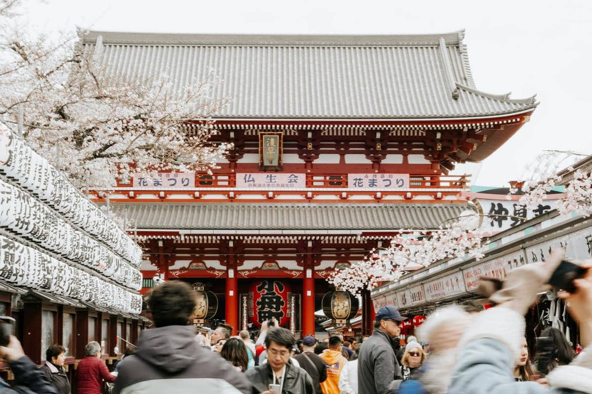 ilustrasi Jepang saat Golden Week 