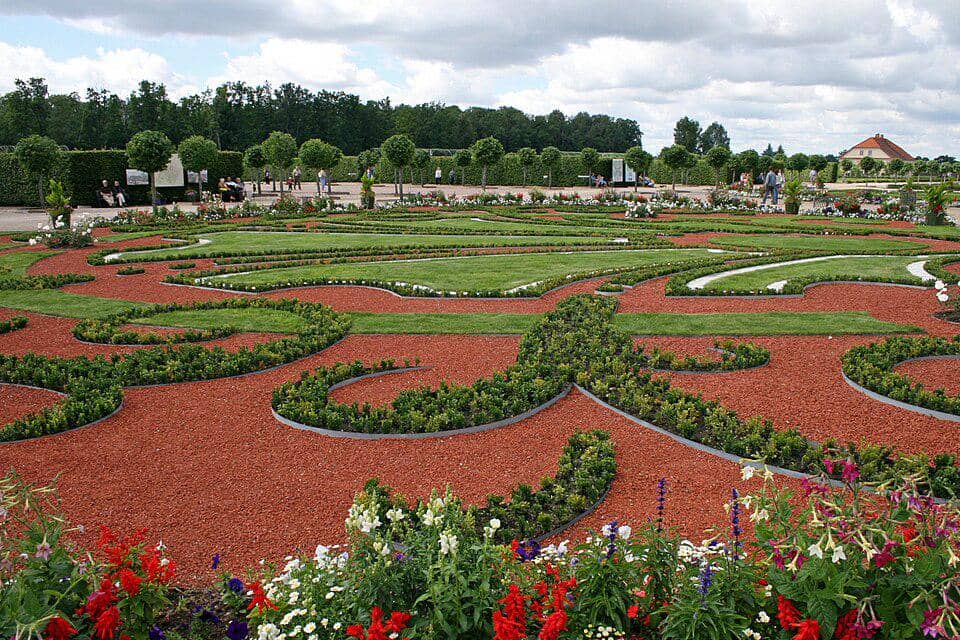 Taman Istana Rundale