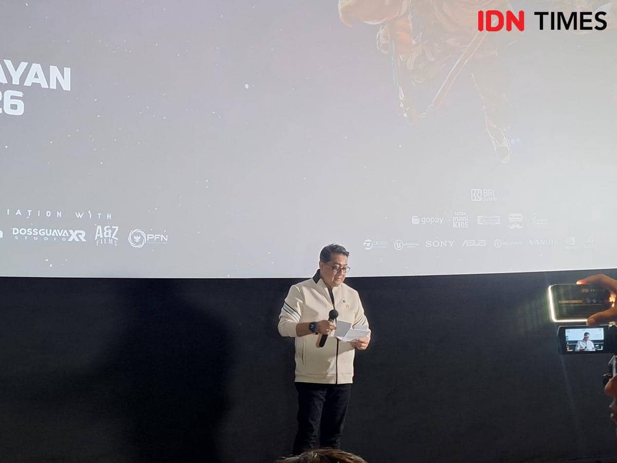 Menteri Ekonomi Kreatif Teuku Riefky Harsya hadiri screening Pelangi di Mars di Plaza Senayan