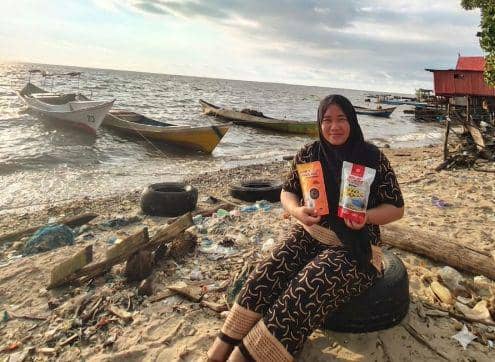 Kisah Bisnis Kerupuk Rajungan dari Pesisir hingga Viral Berkat Jokowi