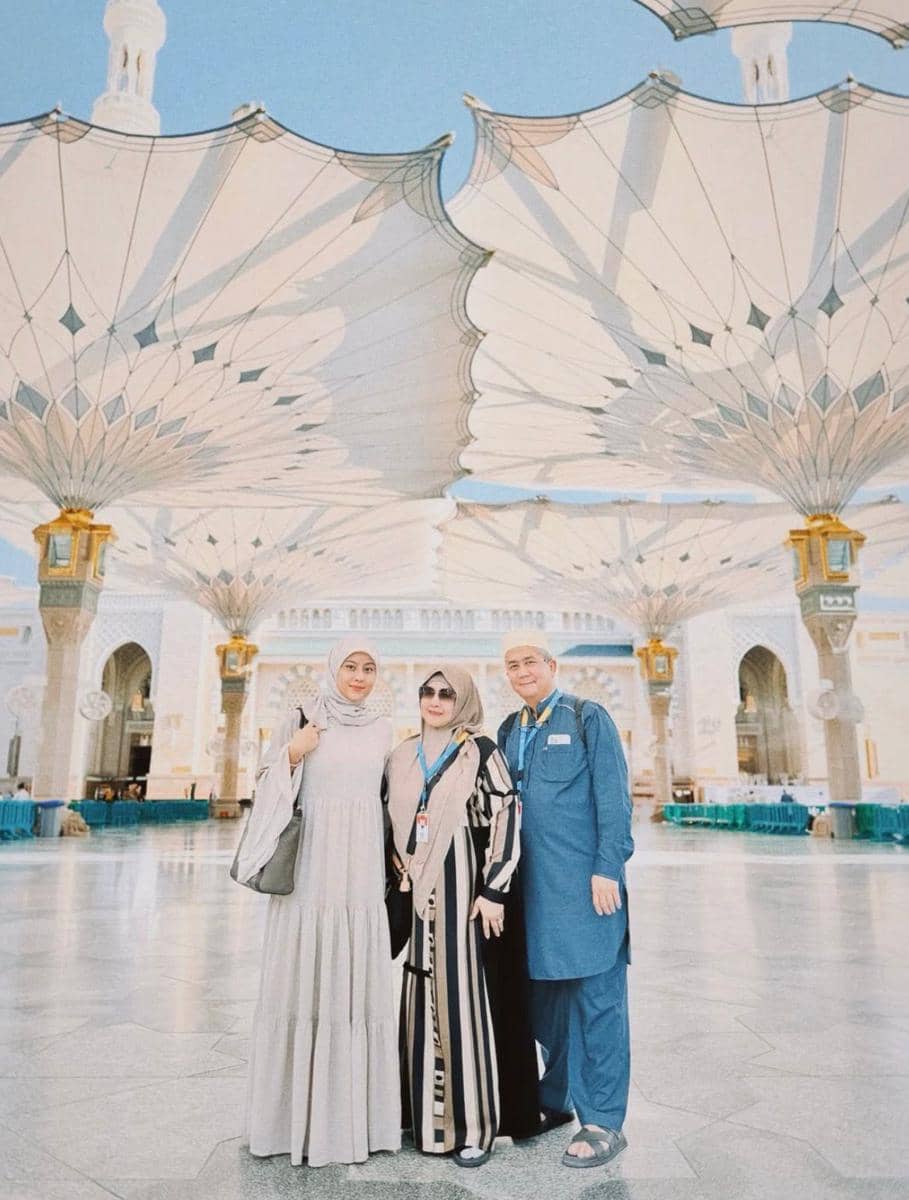 OOTD Keluarga Karin Novilda (instagram.com/narinkovilda)