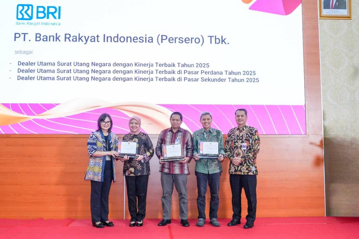 BRI Raih 3 Penghargaan Dealer Utama Terbaik 2025 dari Kemenkeu