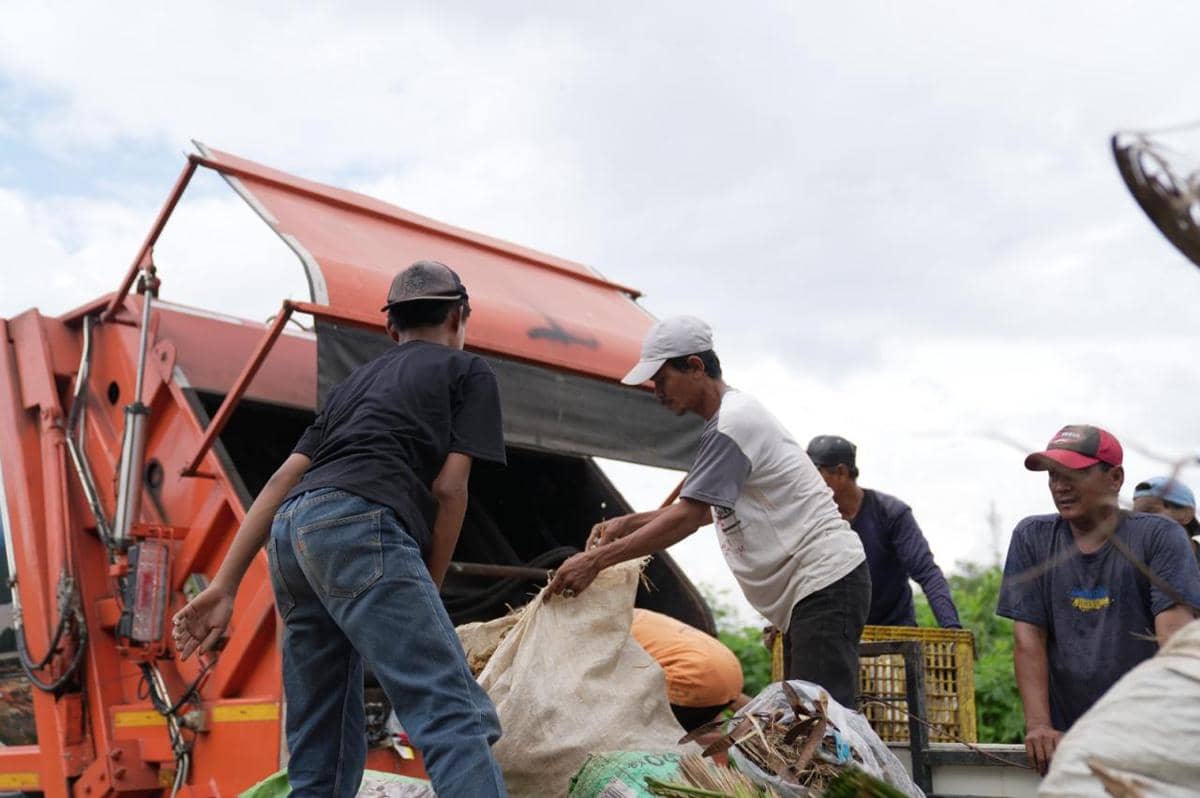 DLH DKI Jakarta percepat penanganan sampah di dalam kota. 