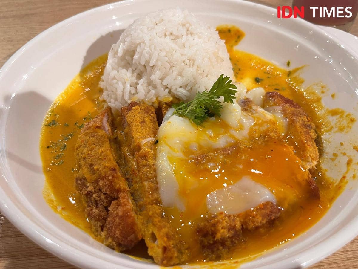 Potret Chicken Katsu Gulai, menu kolaborasi Yummy dan Pancake Co