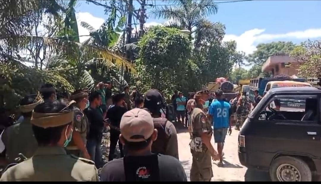 Situasi di TPA Suwung Tegang, Sopir Truk Bingung Buang Sampah