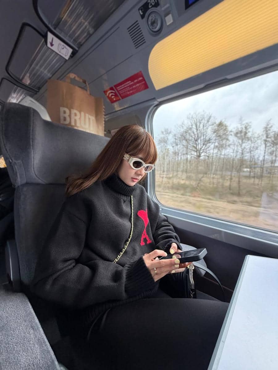 Gilang Dirga dan keluarga liburan