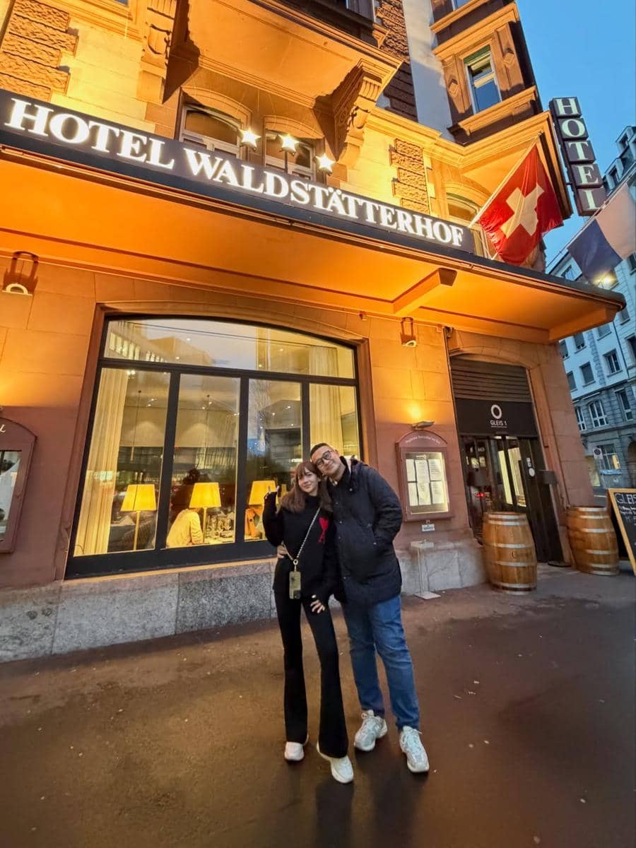 Gilang Dirga dan keluarga liburan