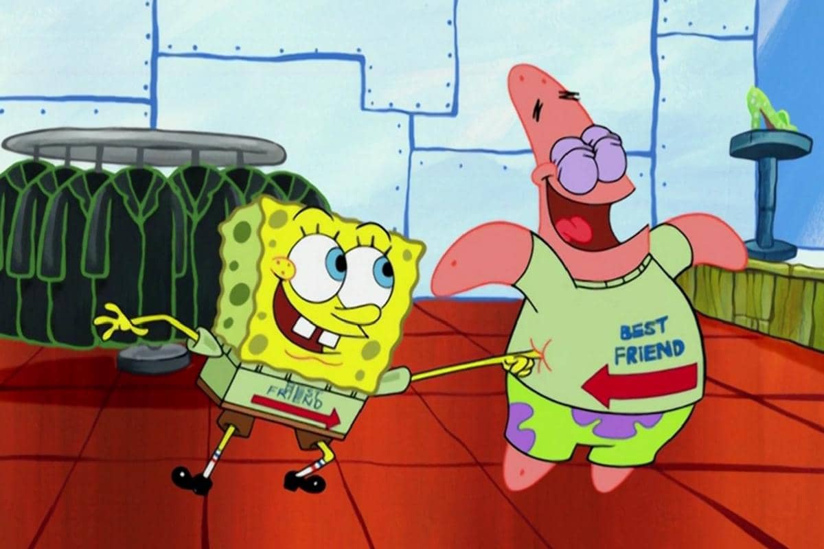 kaus persahabatan yang dikenakan SpongeBob dan Patrick