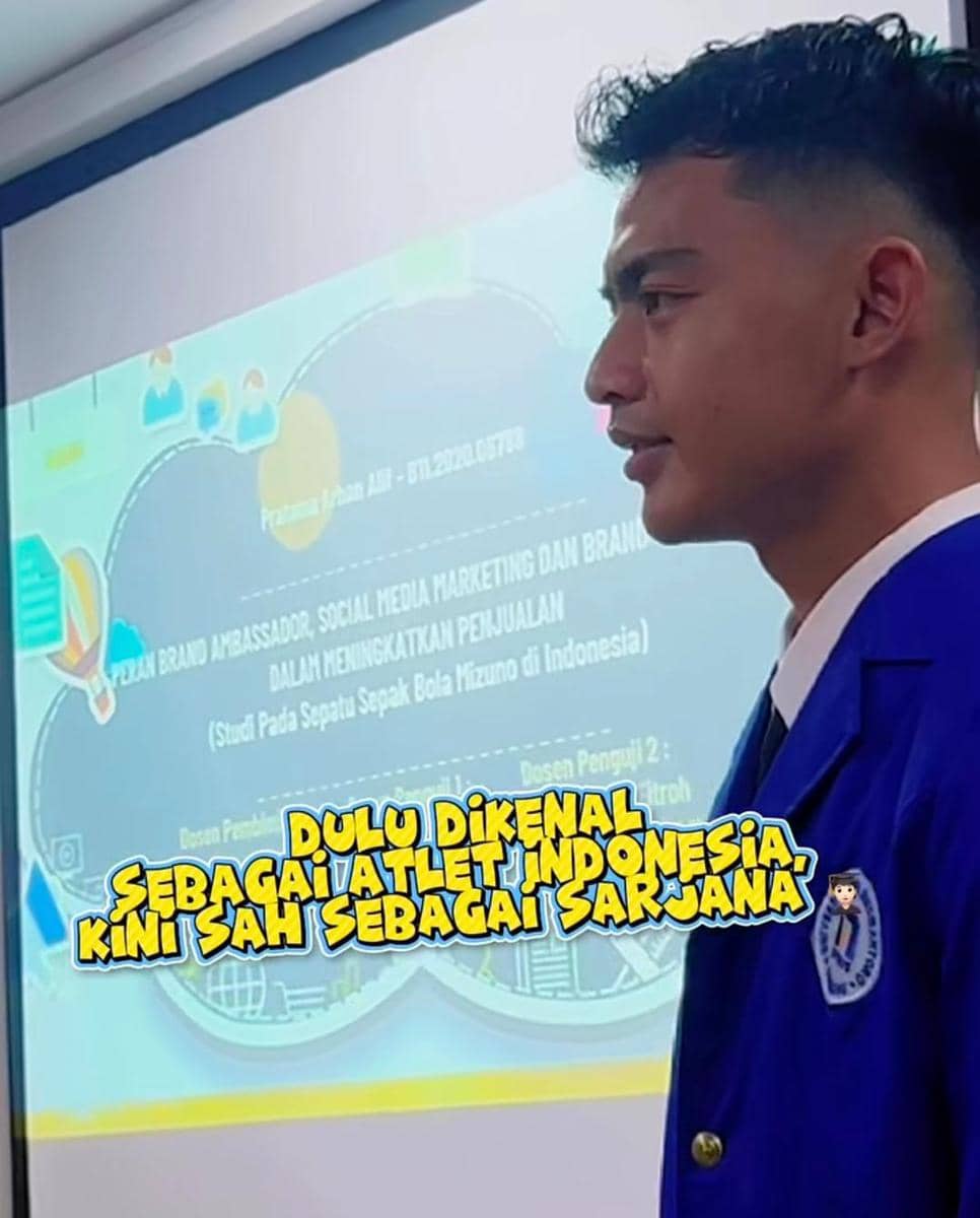 Pratama Arhan lulus sidang skripsi