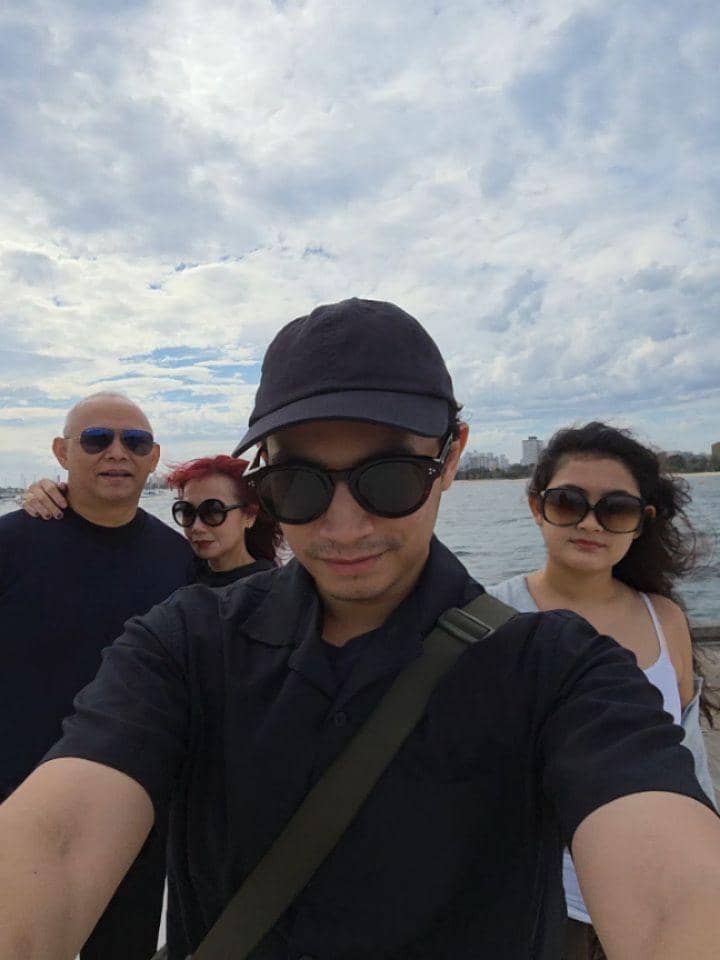 Omara Esteghlal dan keluarga berlibur di Melbourne