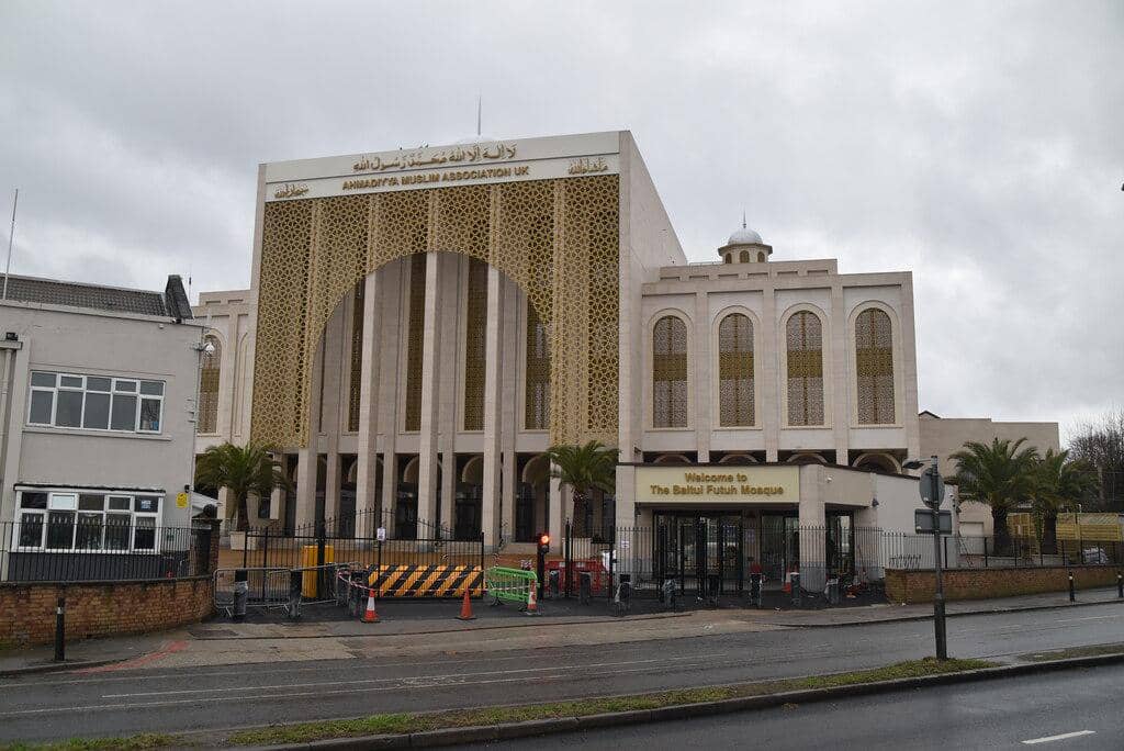 4 Fakta Baitul Futuh, Masjid Terbesar di Eropa Barat
