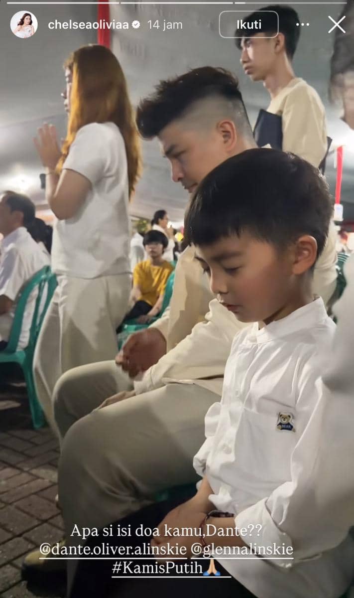 potret artis rayakan Misa Kamis Putih