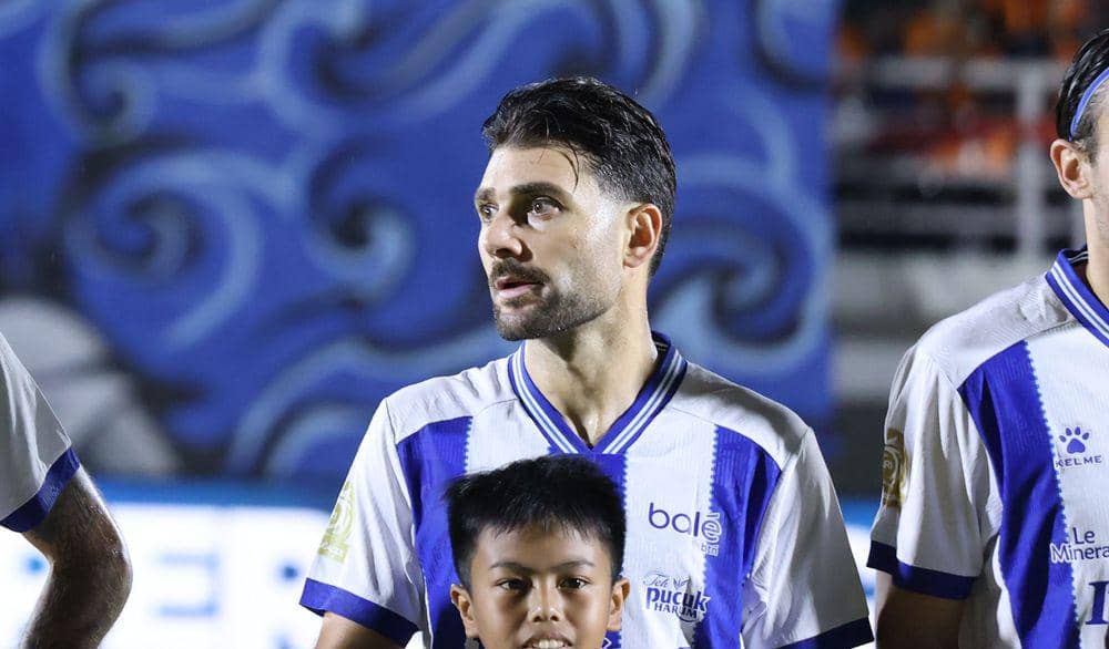 Persib Punya Wakil di Piala Dunia 2026, Bojan Hodak Gembira