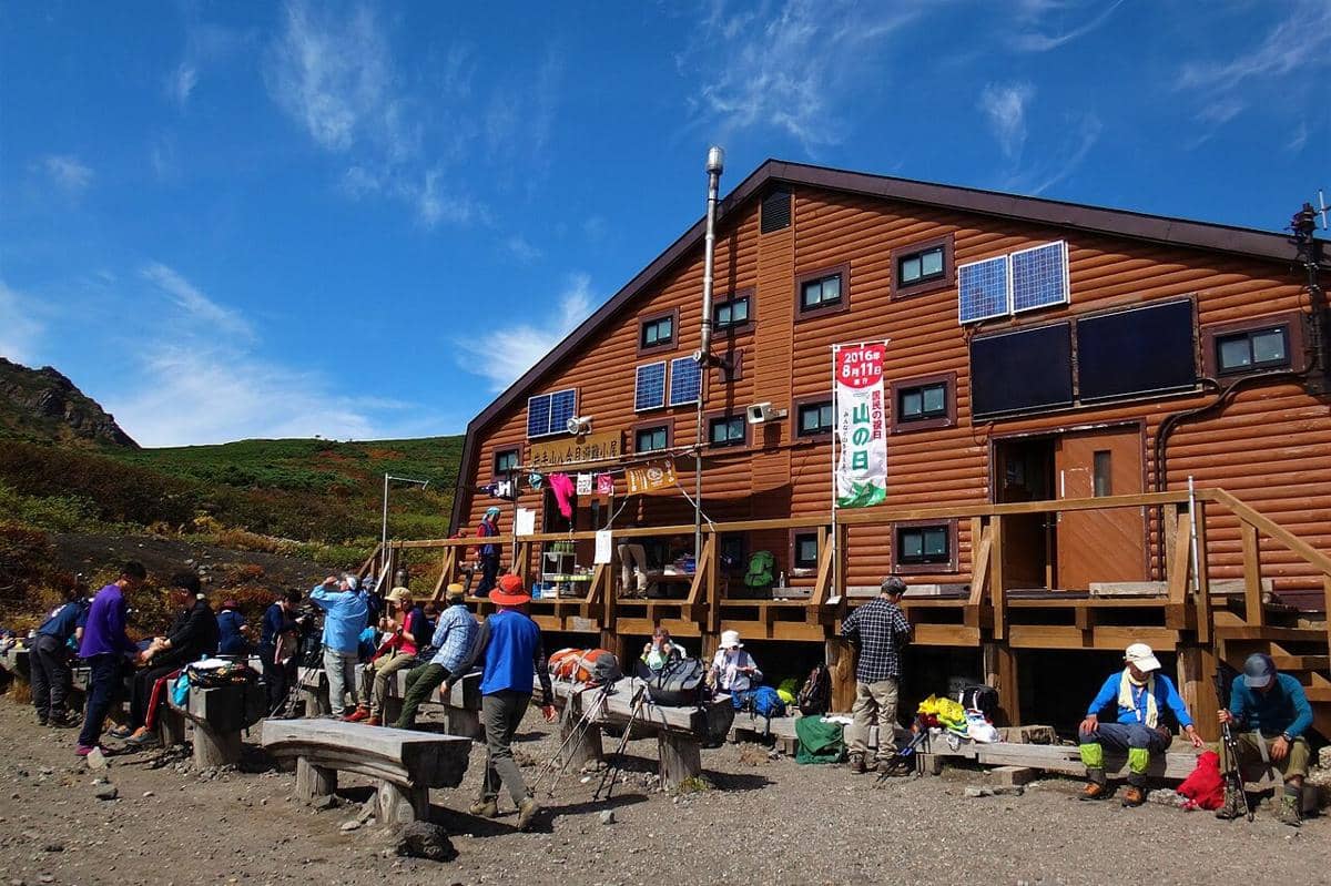 Potret shelter hut di Jepang