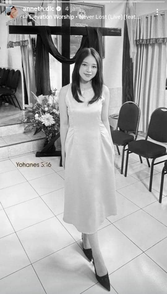 Anneth ikut ibadat Jumat Agung