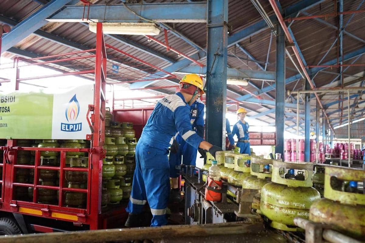 Atasi Lonjakan Permintaan, Pertamina Tambah 73.620 LPG 3 Kg di NTB