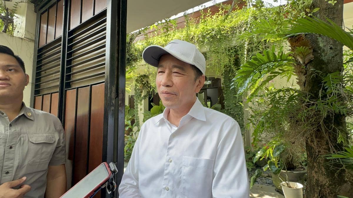 Jokowi Enggan Tanggapi Isu Koordinator Tuduhan Ijazah Palsu