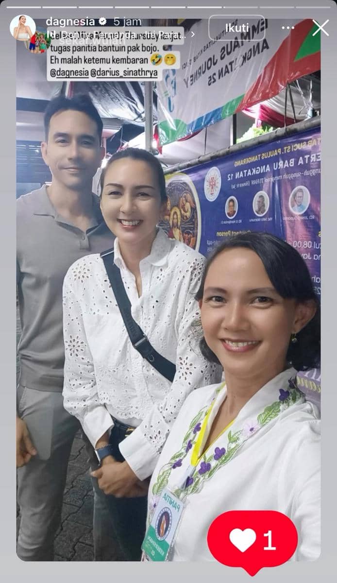 potret artis rayakan Misa Kamis Putih