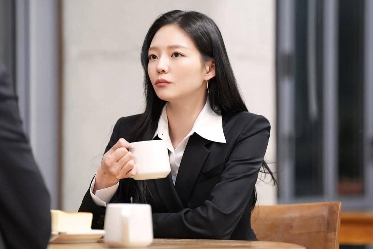 Apa Alasan Na Hyun jadi Seorang Pengacara di Phantom Lawyer? 