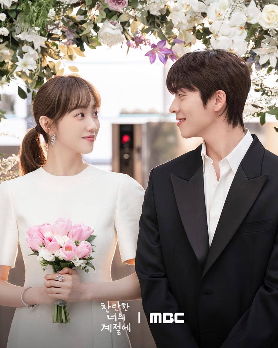 4 Pasangan di In Your Radiant Season yang Berakhir Happy Ending
