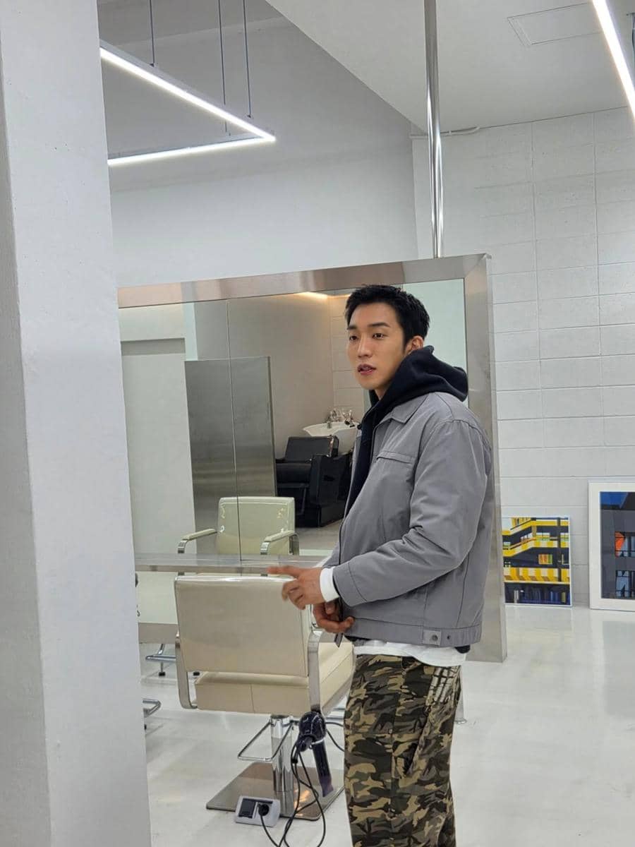 inspirasi OOTD ala Lee Sang Yi 