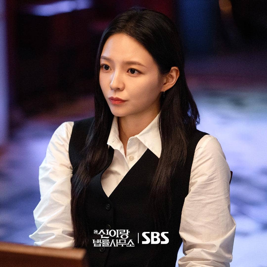 Esom di Phantom Lawyer