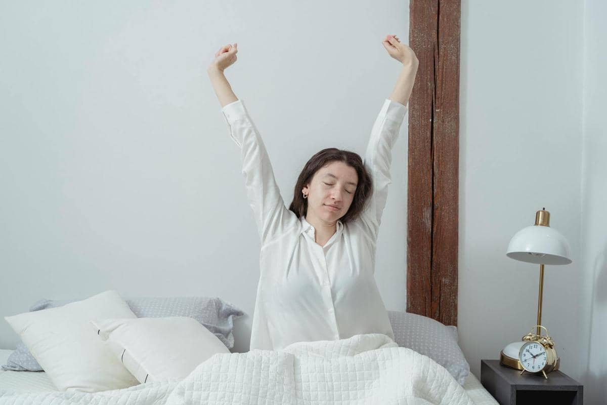 ilustrasi bangun tidur