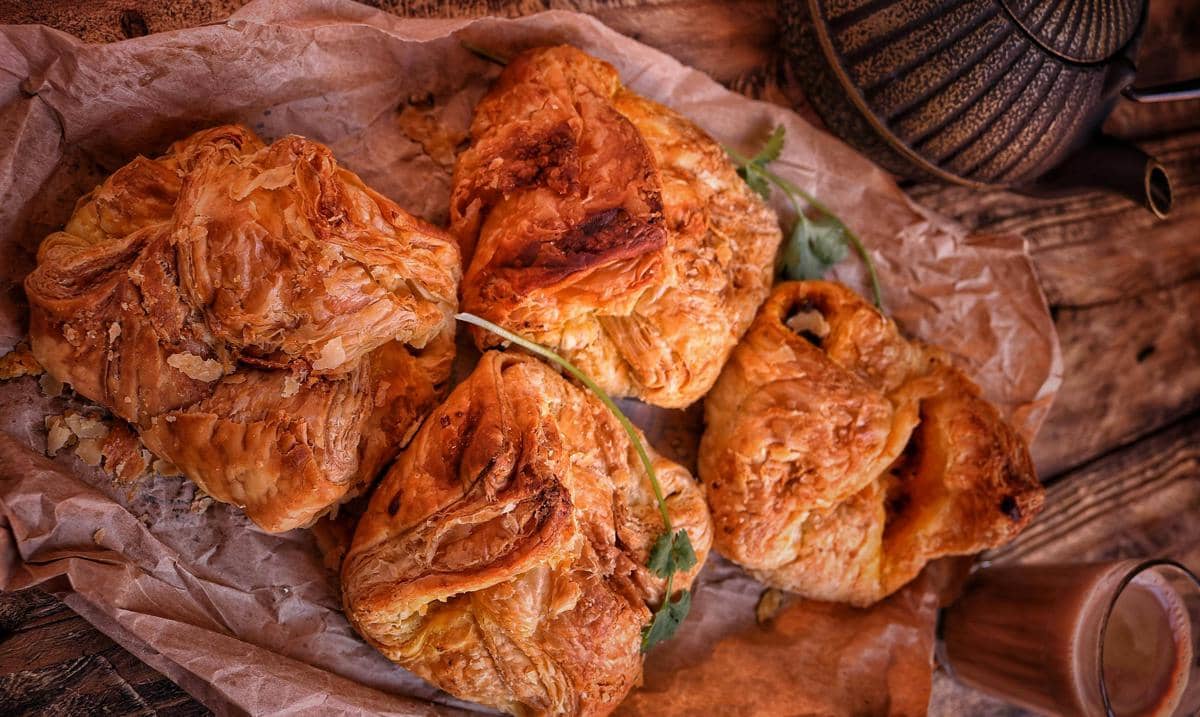 5 Tips Membuat Chicken Puff yang Renyah dan Gurih