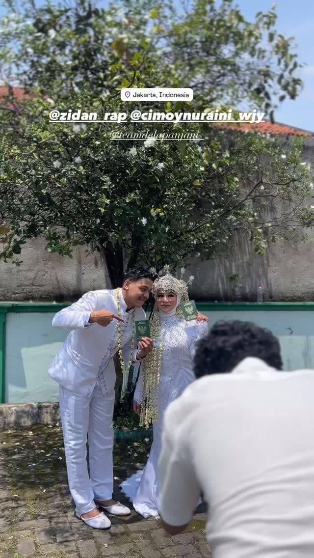 Gaya pernikahan Tiktokers Nuraini atau Cimoy