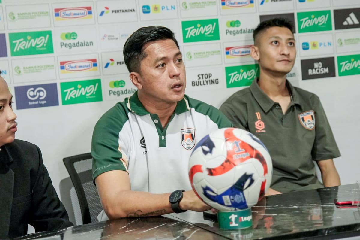 Pelatih Kendal Tornado FC, Stefan Keeltjes. (Dok. KTFC)