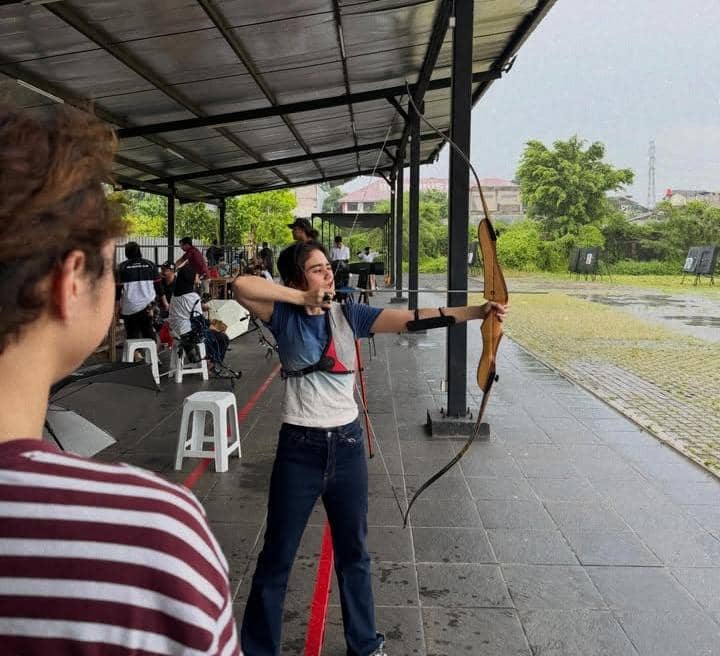 potret Tissa Biani dan Dul Jaelani panahan date
