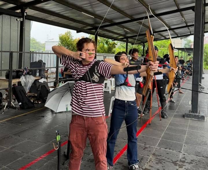 potret Tissa Biani dan Dul Jaelani panahan date