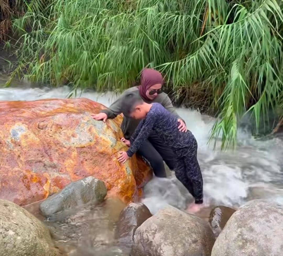 potret liburan Soleh Solihun dan keluarga di Panorama Hejo