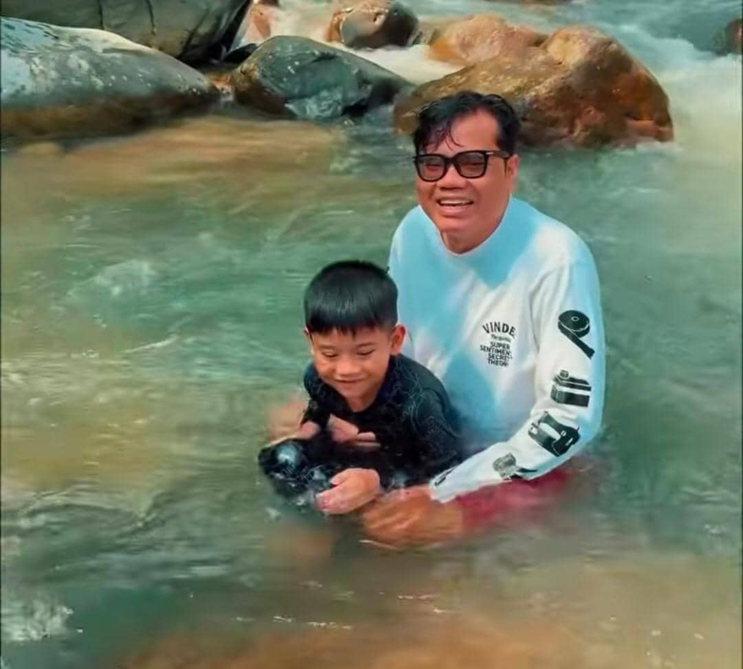 potret liburan Soleh Solihun dan keluarga di Panorama Hejo