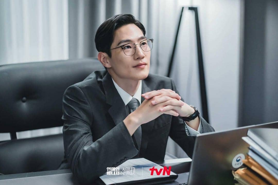 cuplikan drama Behind Every Star