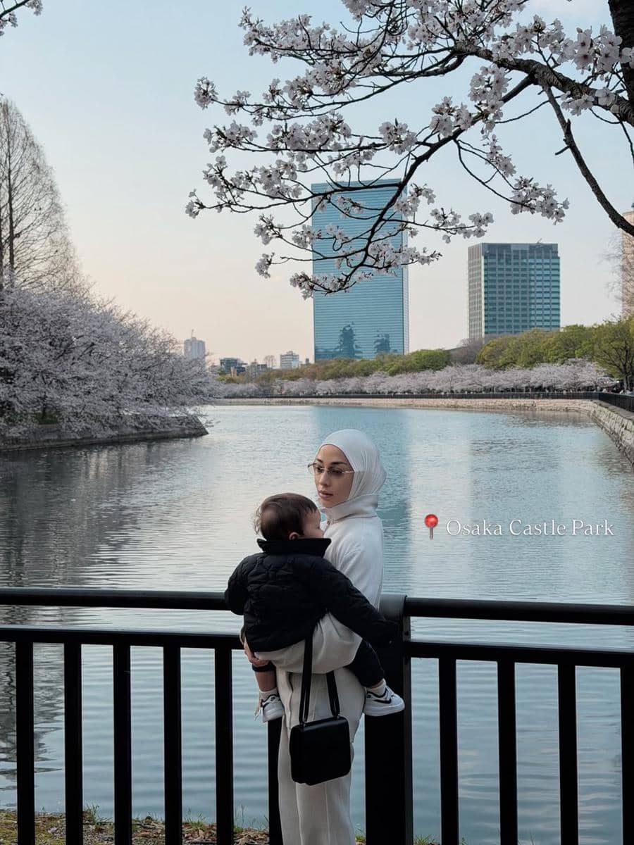 Nikita Willy dan keluarga liburan