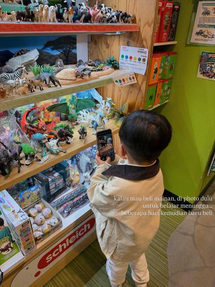 Nikita Willy dan keluarga liburan