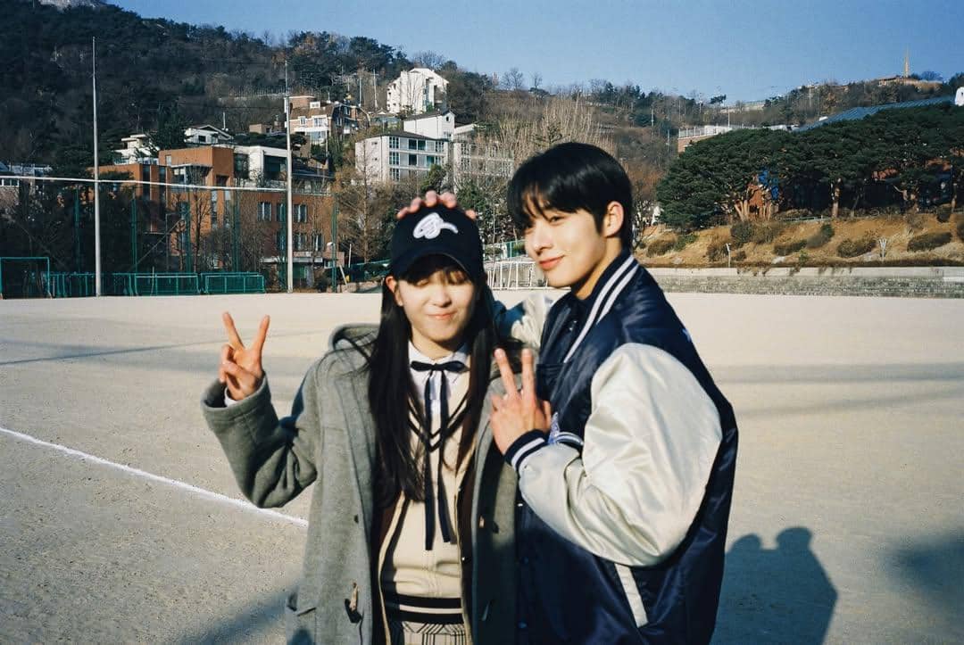 Oh Ye Ju dan Kim Tae Young di drama In Your Radiant Season