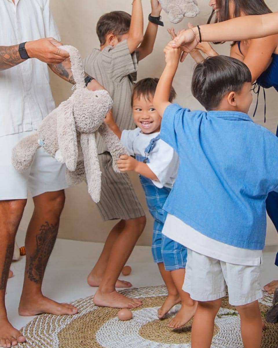 Jennifer Bachdim dan keluarga